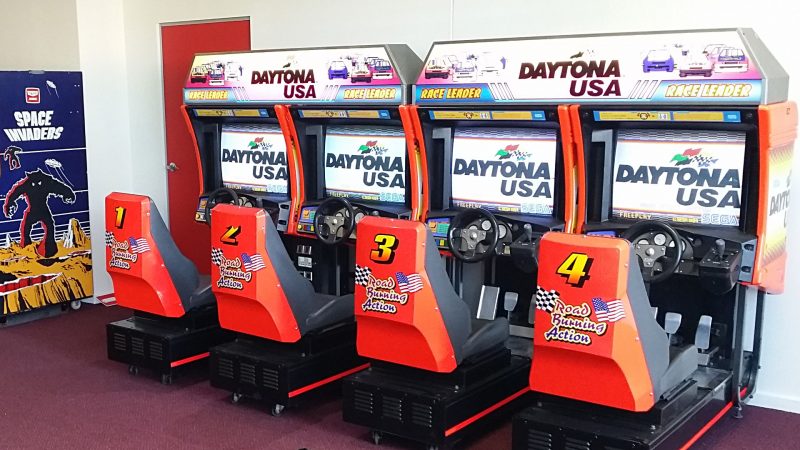 gamecoin-fliperama-daytona-usa-2